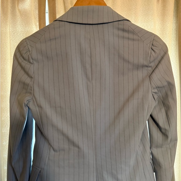Vintage never worn Theory Light Blue Blazer with pinstripes - Picture 4 of 15